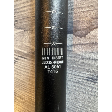 Iron Bicycle Seat Post 25.4 x 260mm – Reliable Fit for Comfortable Riding