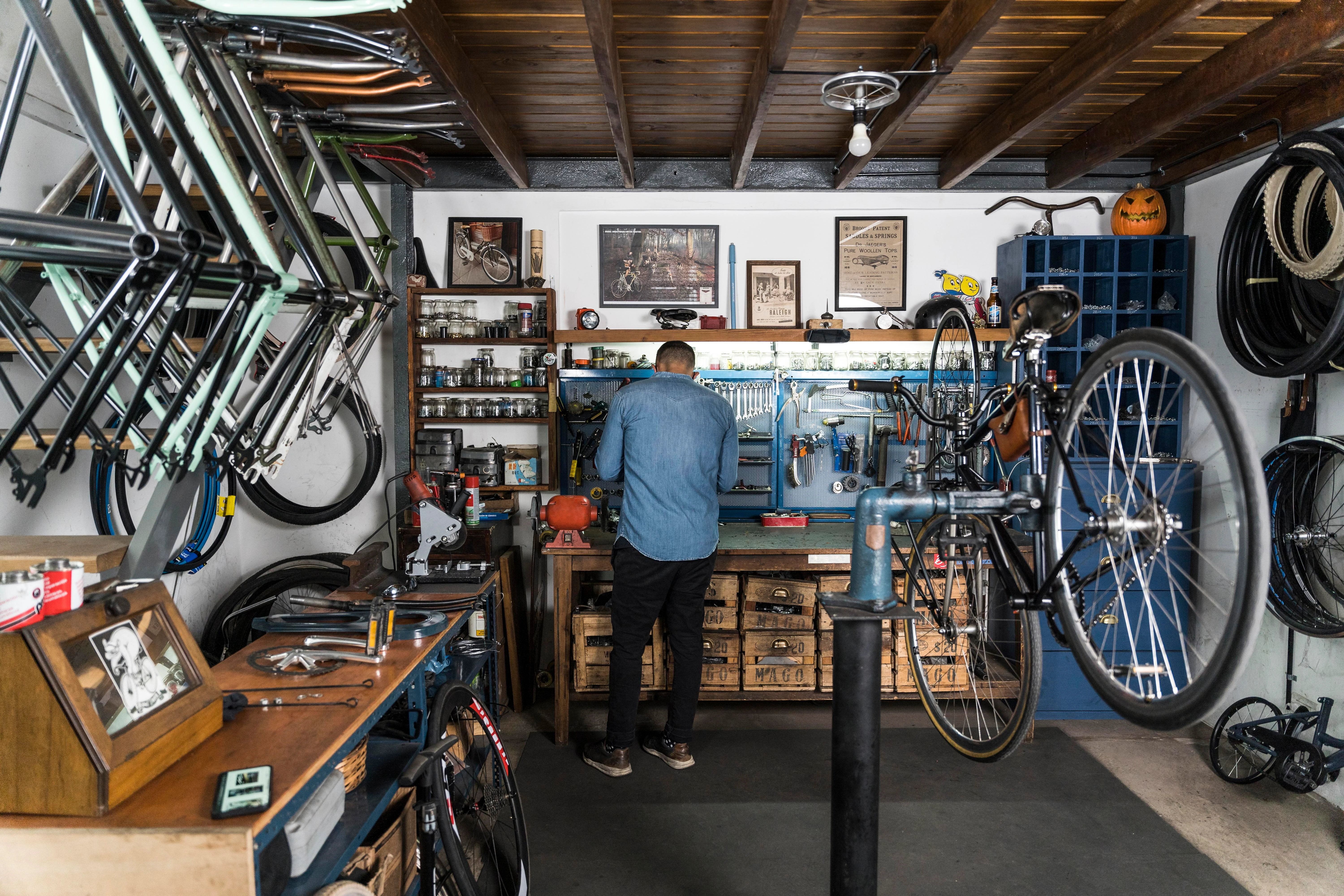 How to Choose the Right Bicycle Repair Shop: What to Look for and What to Avoid 